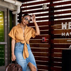 Short Sleeve Tie Crop Top